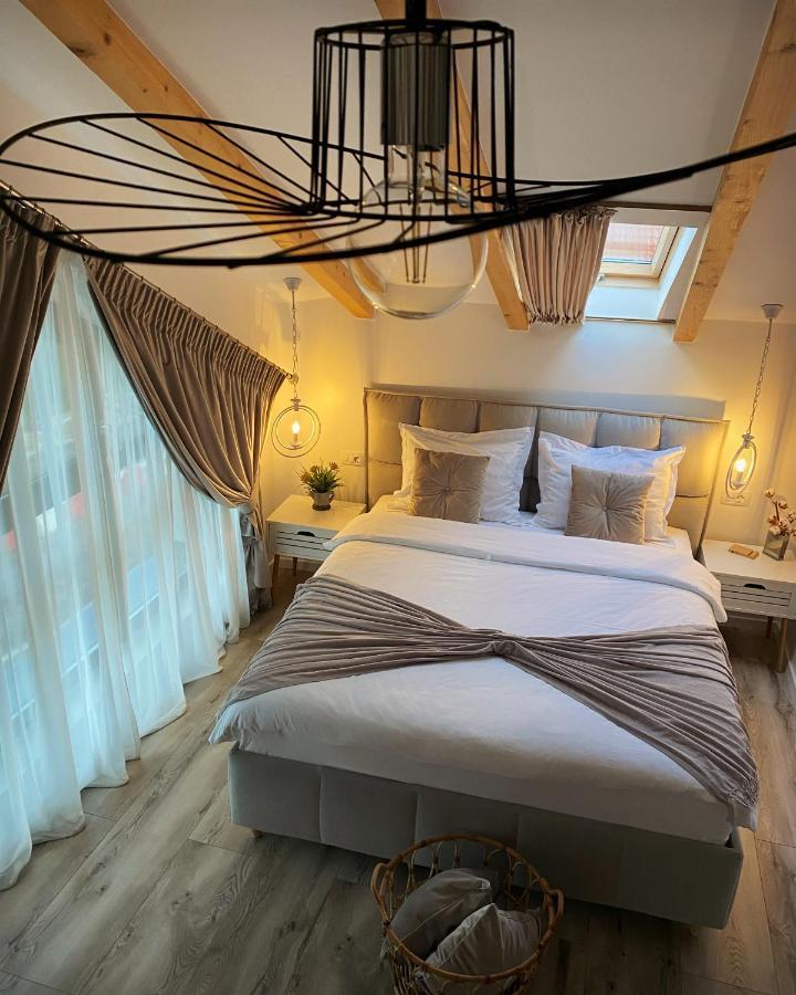Queen'S Heart Guesthouse Bran  Eksteriør billede